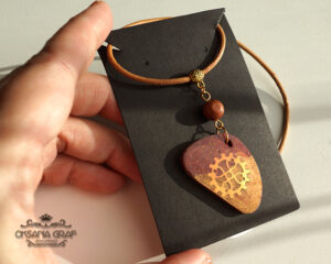 Handgefertigter/ Handgemachter Schmuck, Halsketten, Harz Halskette, Harz Schmuck, Epoxidharz, Geschenk für Sie, Geburtstagsgeschenk, Anhänger kette, modern, original von Oksana Graf