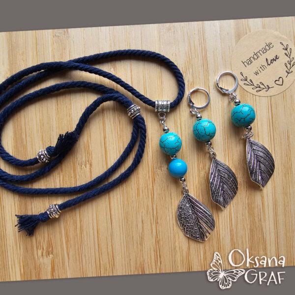 Moderne Damen Handmade Halskette. Edelsteine, Metall.