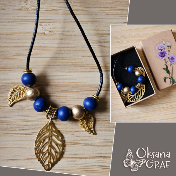 Moderne Damen Handmade Halskette. Holz, Metall.