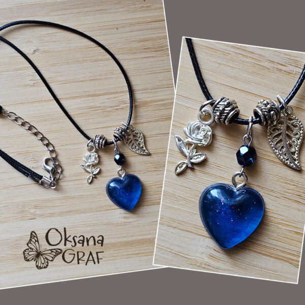 Handmade Halskette mit blauem herz aus harz, Leder Schnur Halskette für Damen, für sie, Epoxidharz mit Blume, Anhänger, silber